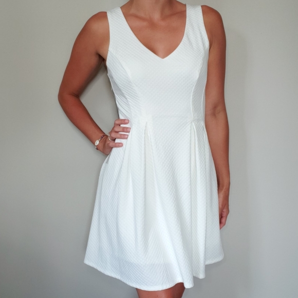 Teeze Me White Skater Dress - Picture 2 of 12